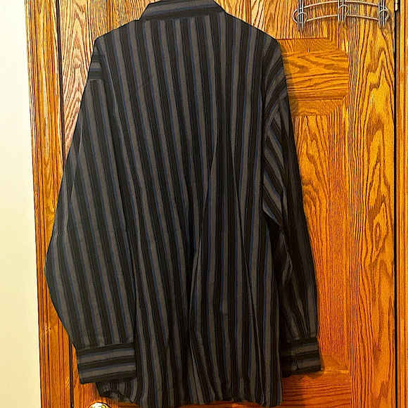 ⭐️3 FOR $15⭐️ Men’s Pavo by La Strada Long Sleeve Button Down Striped Shirt - Picture 2 of 2